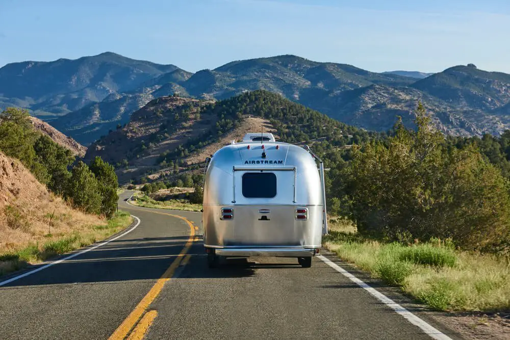 5 Amazing Benefits of renting an RV before you buy