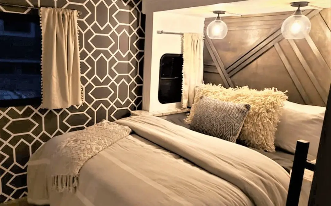 42 Gorgeous RV Bedroom Remodels for Cozy Inspiration