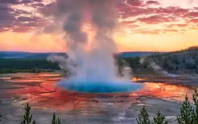 Guide to Visiting Yellowstone National Park in an RV